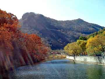 管家婆黑白马报图库，全国统一城管制服